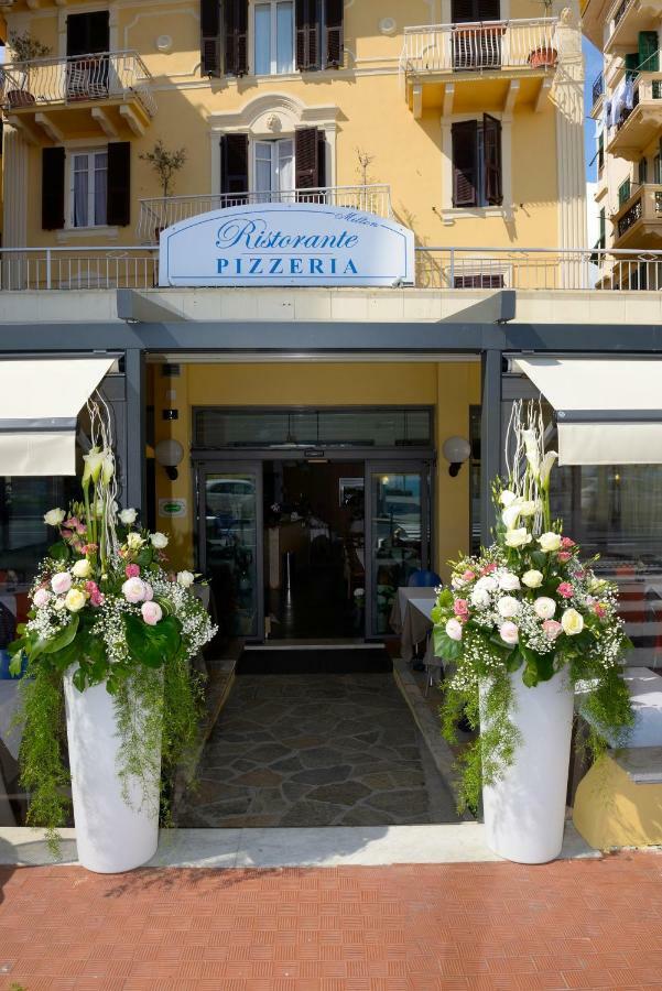 Hotel Ristorante Milton Varazze Exteriör bild